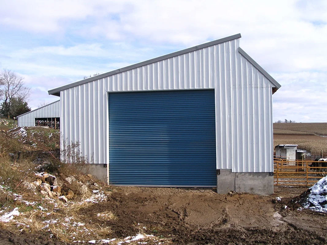ag-2 shed with TracRite roll up door